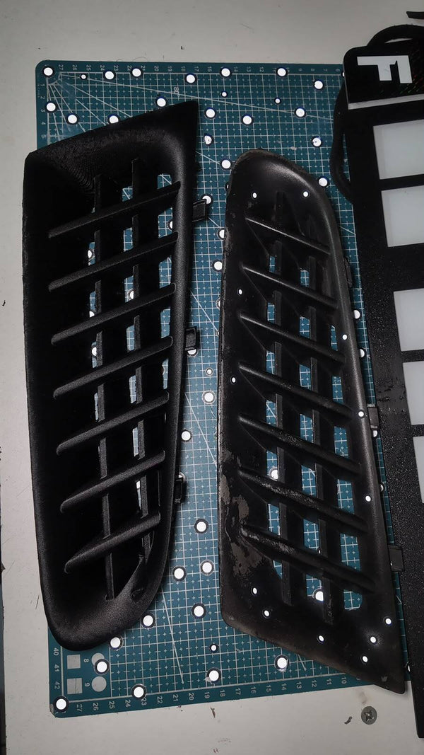 Grilles d'Aération Pare-Chocs Avant Renault Clio 3 RS (gauche/droite)